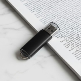 High-Performance USB Data Storage